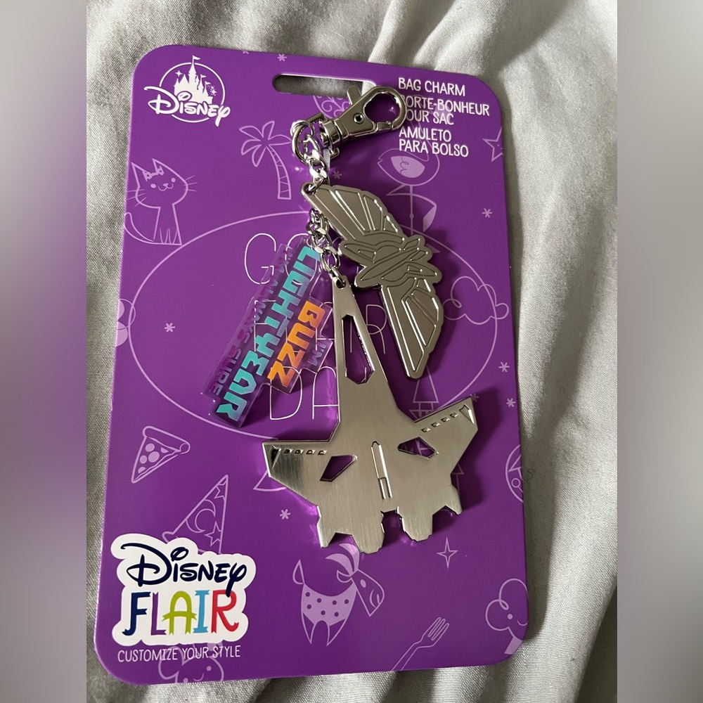 NWT Disney Toy Story Buzz Lightyear Flair Bag Charm Keychain